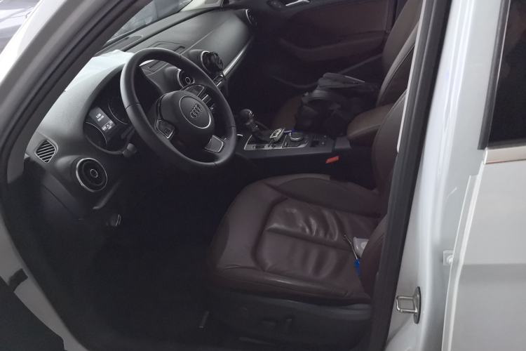 Used Audi A3 2014 Limousine 35 TFSI Automatic Comfort Model