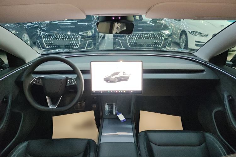 Used Tesla Model 3 2023 Long-Range All-Wheel-Drive Version
