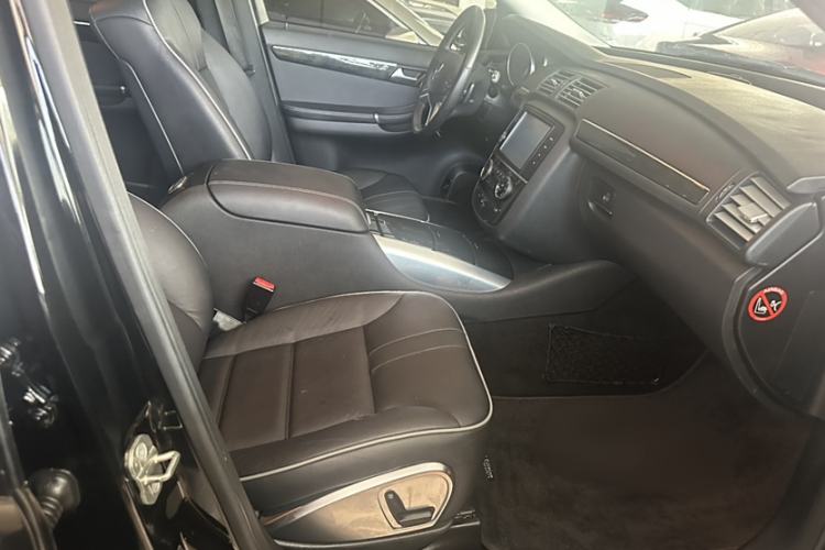 Used Mercedes-Benz R-Class 2017 R 320 4MATIC Business Edition Prestige Model