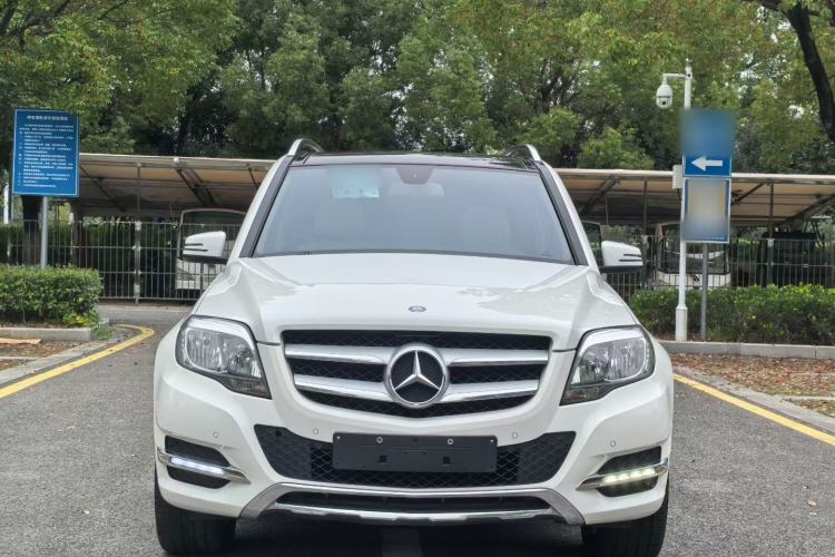 Used Mercedes-Benz GLK-Class 2013 GLK 300 4MATIC Dynamic Sunroof Model