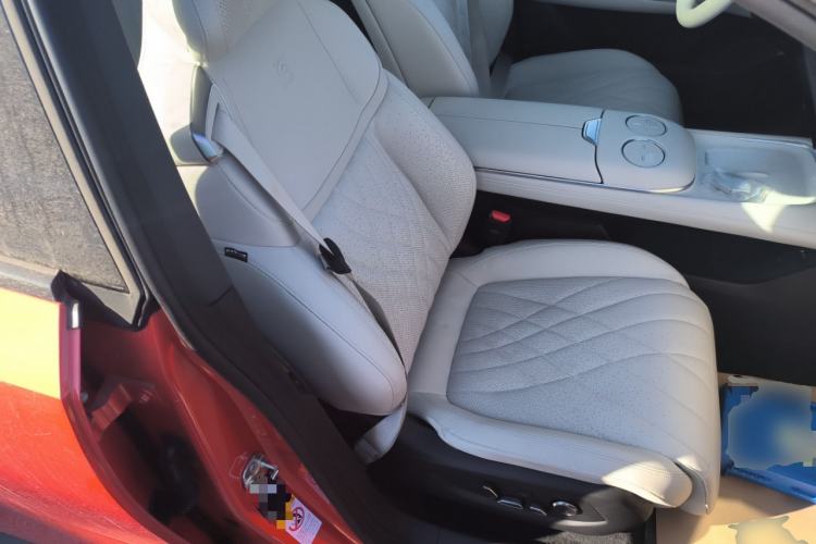 Used  S07 2023 620Max Pure Electric Version
