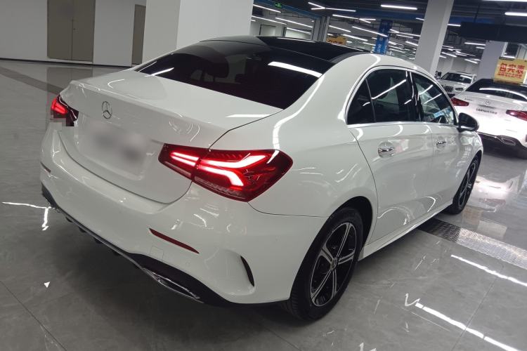 Used Mercedes-Benz A-Class 2022 Revised Version A 200 L Sport Sedan Fashionable Style