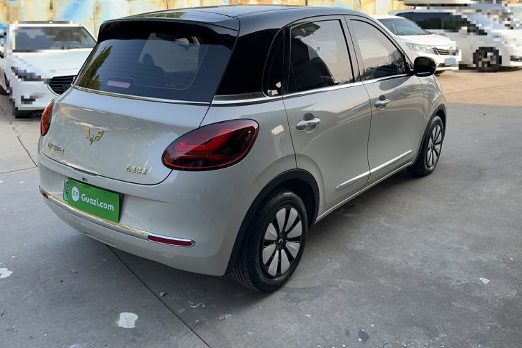 Used Wuling Bingo 2023 333 km Lingxi Connected+ Version
