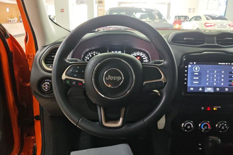 Used  Renegade 2017 180T Automatic High-Energy Version
