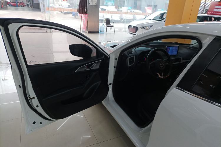 Used Mazda Mazda 3 Axela 2017 Sedan 1.5L Automatic Comfort Model Emission Standard China V