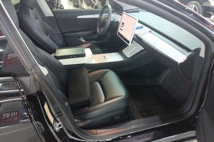 Used Tesla Model 3 2022 Rear-Wheel-Drive Version