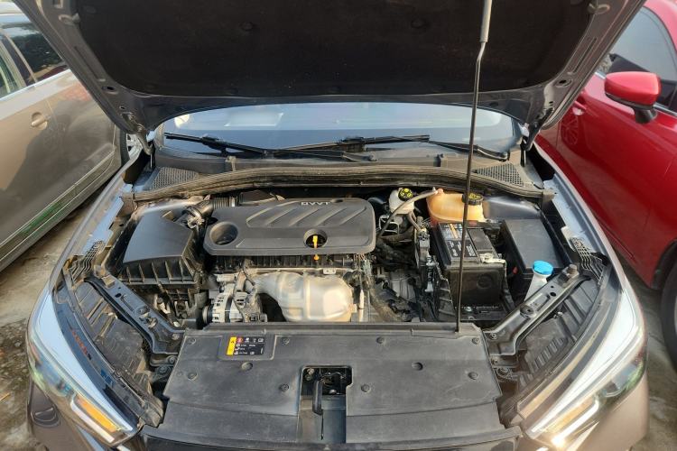 Used Roewe i5 2021 1.5L CVT Diamond Edition
