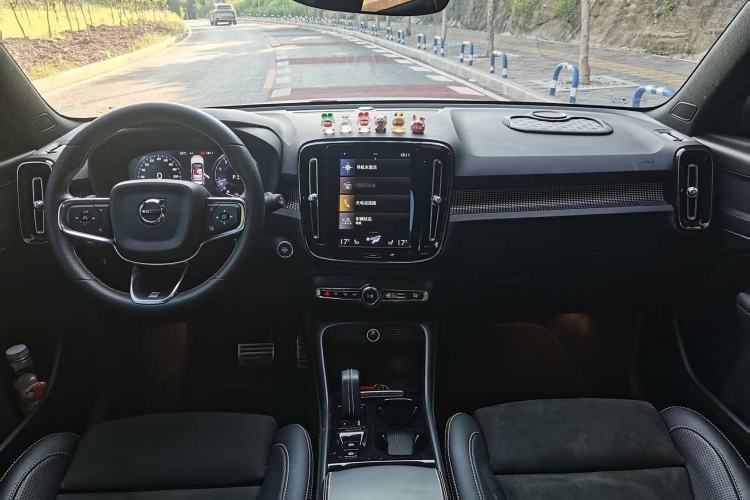 Used Volvo XC40 2020 T4 Four-Wheel Drive Smart & Sporty Edition
