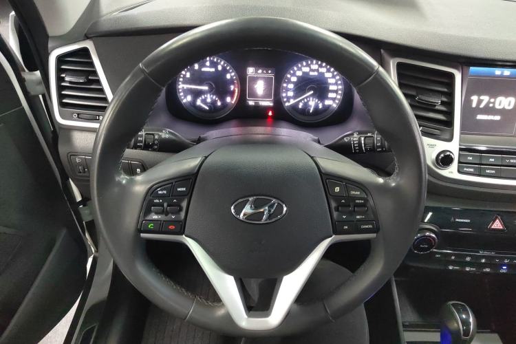 Used Hyundai Tucson 2018 1.6T Dual-Clutch Two-Wheel Drive 15th Anniversary Special Edition
