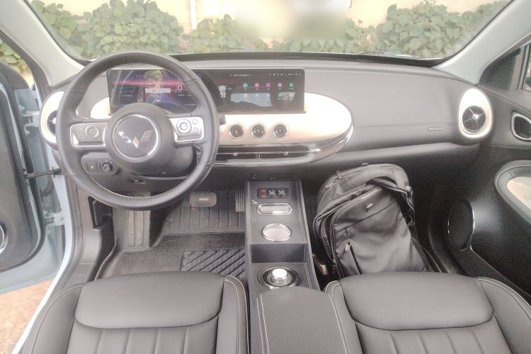 Used Wuling Bingo 2023 410 km Lingxi Deluxe Edition
