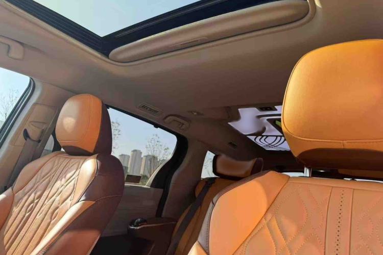 Used Toyota Sienna 2023 2.5L Hybrid Comfort Edition
