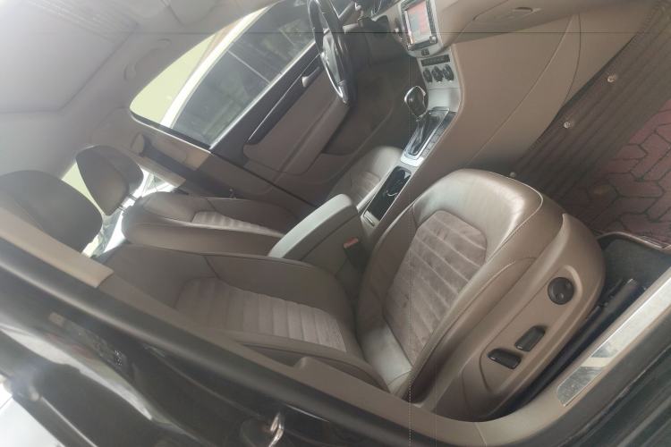 Used Volkswagen Magotan 2015 Facelift 1.8TSI Luxury Model
