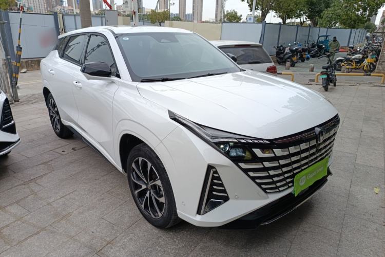 Used Changan UNI-Z New Energy 2024 Blue Whale Smart Electric iDD 125km Excellence Model
