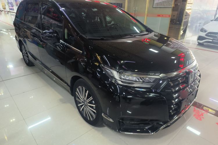 Used Honda Elysion 2022 2.0L eHEV Luxury Edition
