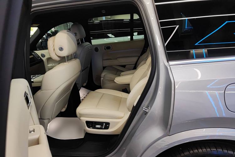 Used Li Auto L9 2024 Ultra Model
