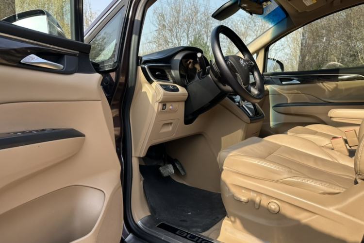 Used Buick GL8 2017 ES 28T Luxury Model China V Standard