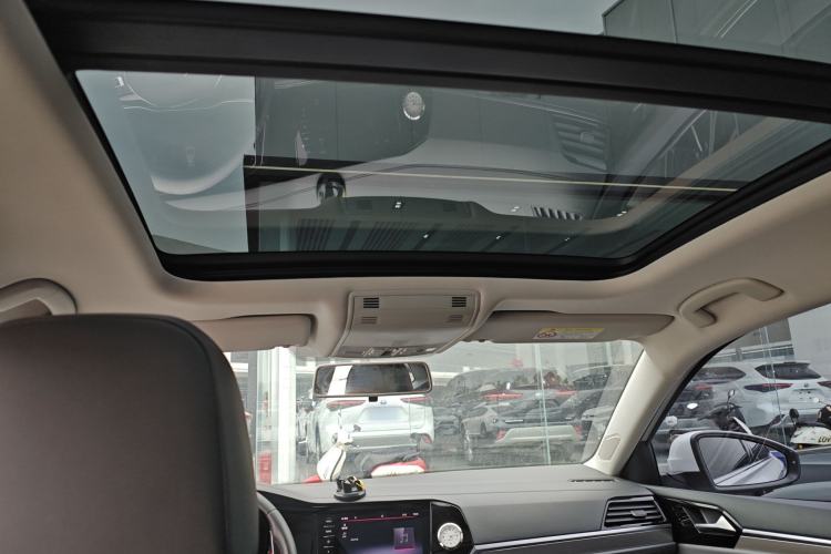 Used Volkswagen Sagitar 2022 280TSI DSG Flyover Edition