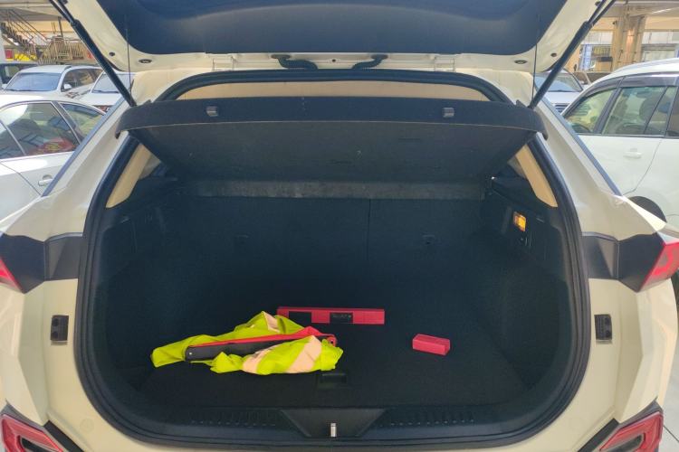 Used Bestune T77 2019 230 TID Automatic Prestige Version China V Emission Standard
