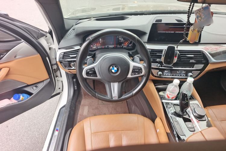 Used BMW 5 Series 2020 530Li Luxury Edition M Sport Package
