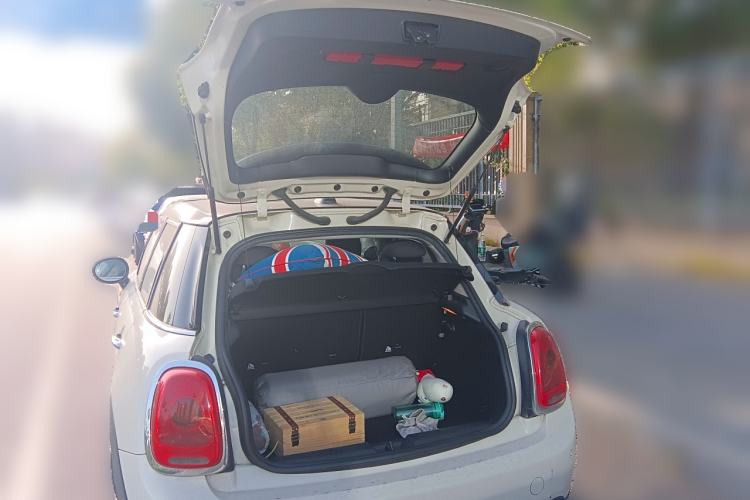 Used  MINI 2016 1.5T COOPER Five-Door Edition
