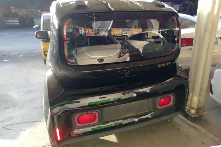 Used Baojun KiWi EV 2022 Designer Lite Edition Lithium Iron Phosphate
