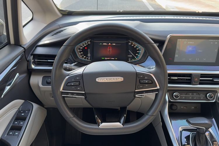 Used SAIC MAXUS Dajia 5 2022 430 km Elite Version 7-Seater
