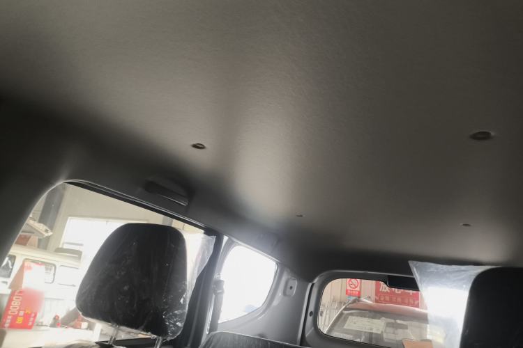 Used Wuling Hongguang New Energy 2024 All-Electric Model 300KM Practical Version
