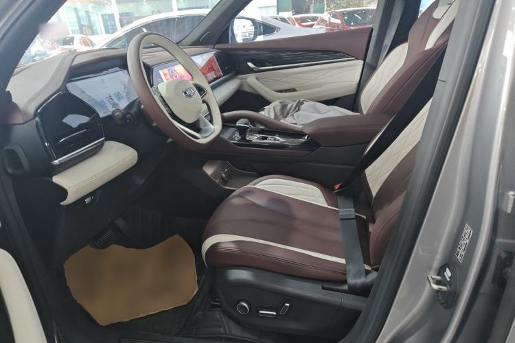 Used Geely Auto Monjaro L 2024 2.0TD High-Power Automatic Two-Wheel Drive Yunqi Version