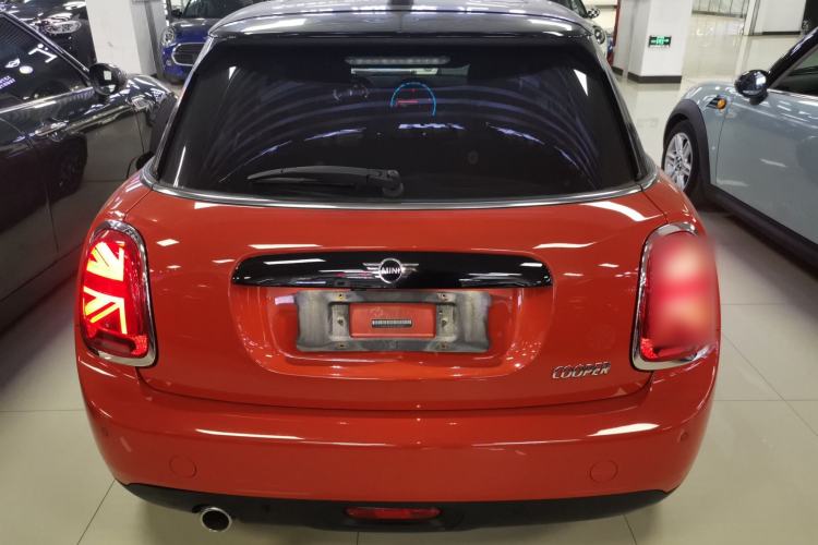 Used  MINI 2021 1.5T COOPER Classic Edition Five-Door Version
