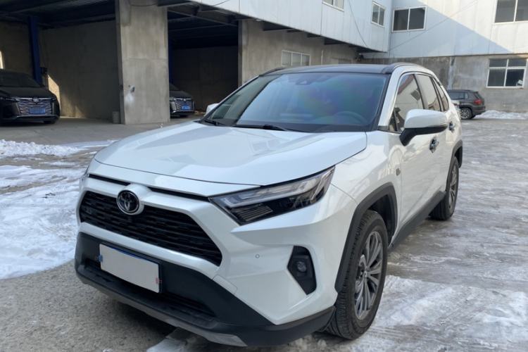 Used Toyota RAV4 2023 2.0L CVT Two-Wheel Drive 20th Anniversary Platinum Edition