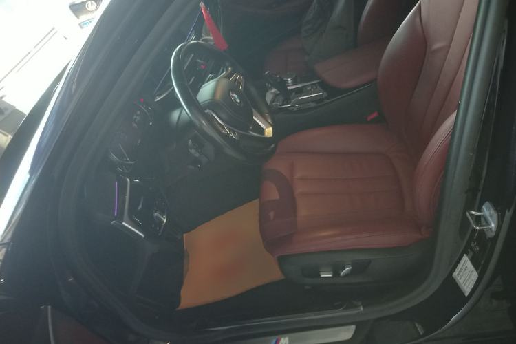 Used BMW 5 Series 2018 530Li Leading Model M Sport Package