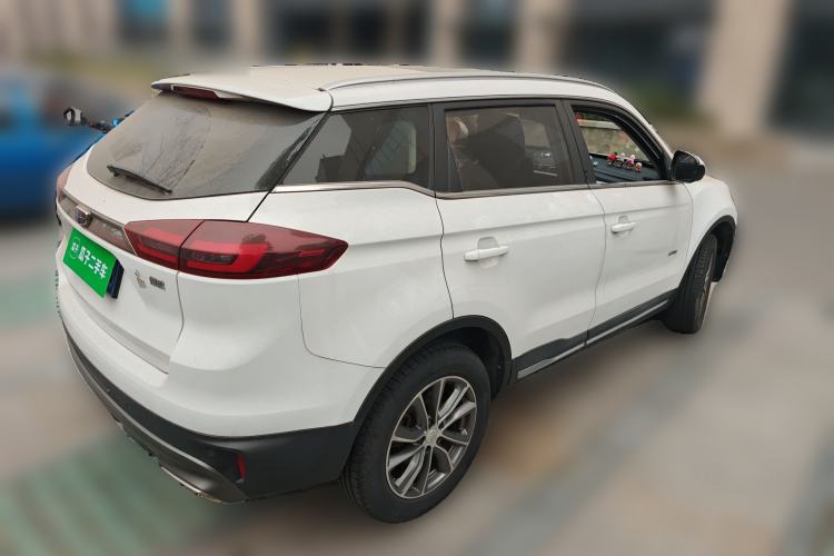 Used Geely Auto Emgrand X7 Sport 2018 1.8TD Automatic Two-Wheel Drive Smart Connect 4G Internet Edition
