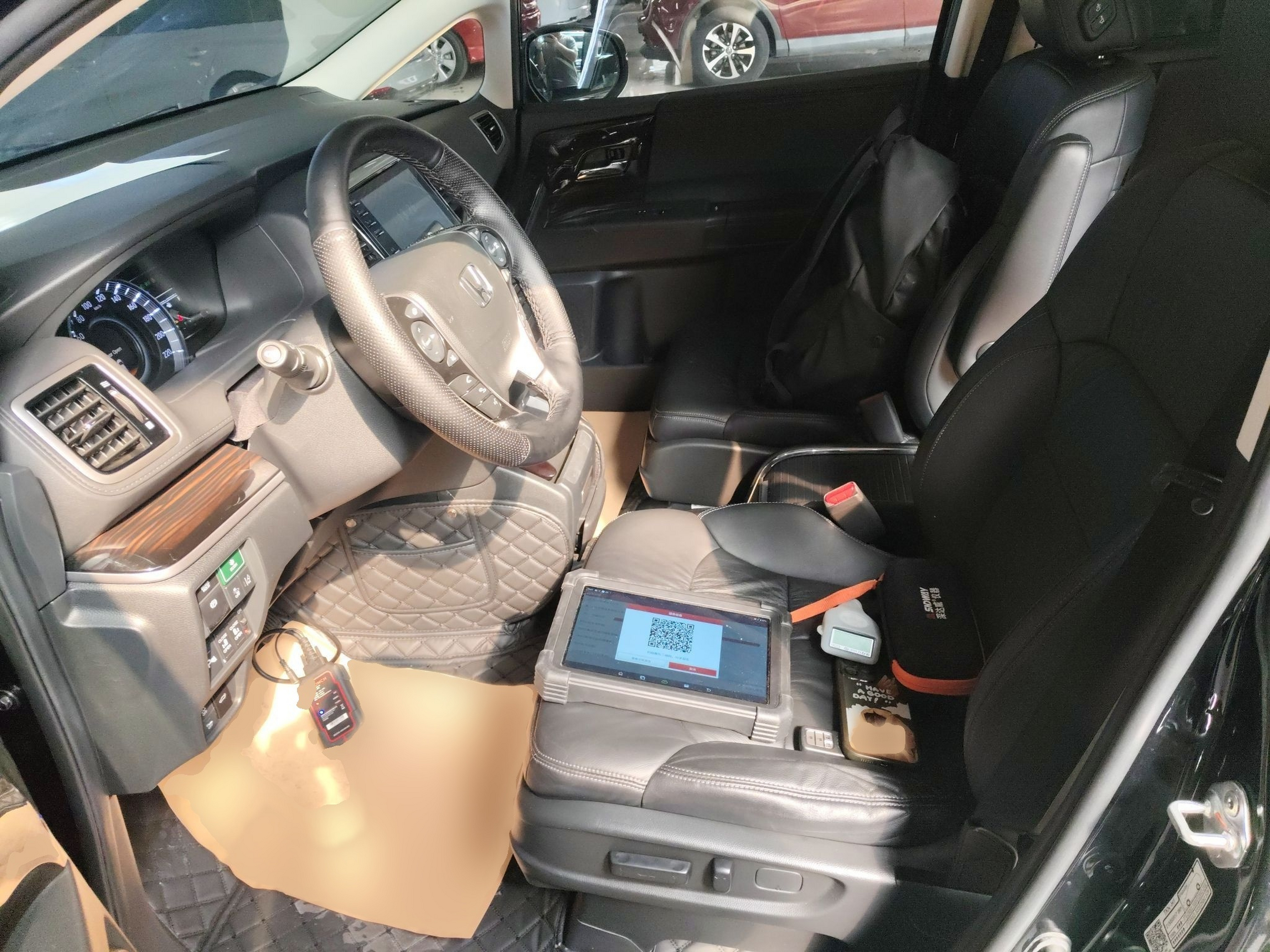 Переднее сиденье в автомобиле