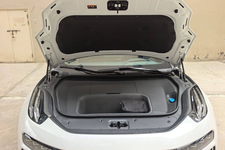 Used Zeekr 001 2024 WE Edition 100 kWh Rear-Drive
