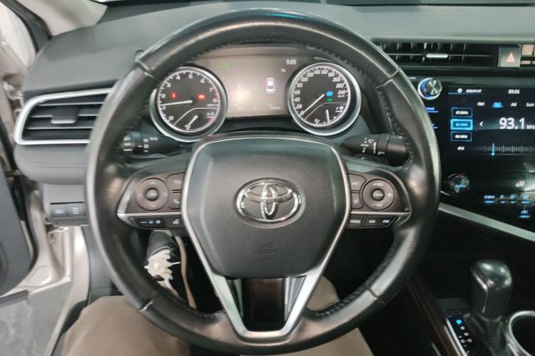 Used Toyota Camry 2019 2.5G Luxury Edition China VI Standard

