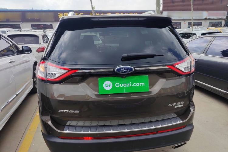 Used Ford Edge 2016 EcoBoost 245 Two-Wheel-Drive Titanium 7-Seater
