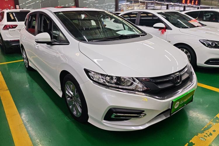 Used Honda Jade 2017 1.8L automatic Comfort version 5 seats
