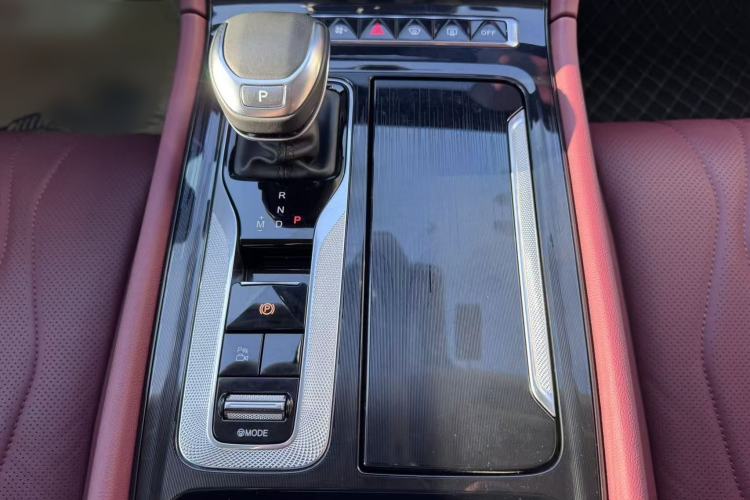 Used Hongqi H5 2023 2.0T Automatic Smart Connect Flagship Edition
