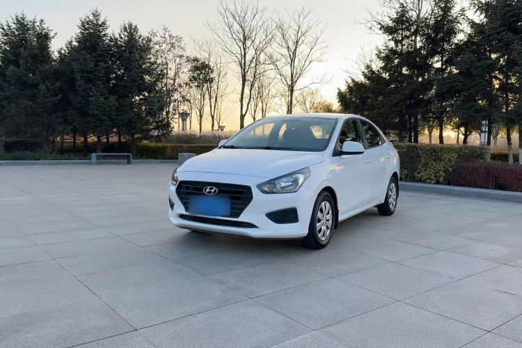 Used Hyundai Verna 2017 1.4L Manual Refreshed Version China V Standard
