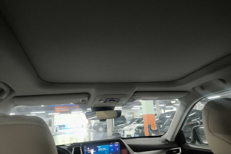 Used Toyota Highlander 2022 Dual-Engine 2.5L Two-Wheel Drive Prestige Edition 7-Seater
