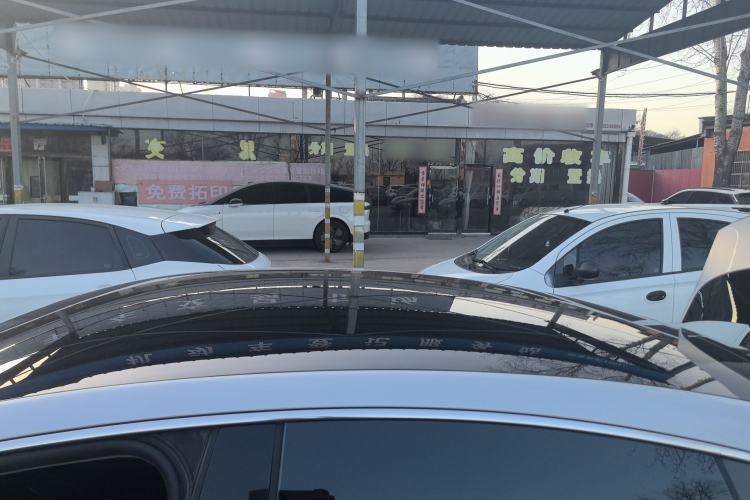 Used  E8 2024 550 km Range Rear-Drive Dragon Edition
