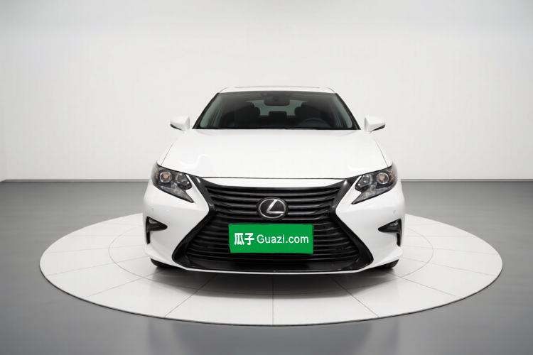 Used Lexus ES 2017 200 30th Anniversary Edition
