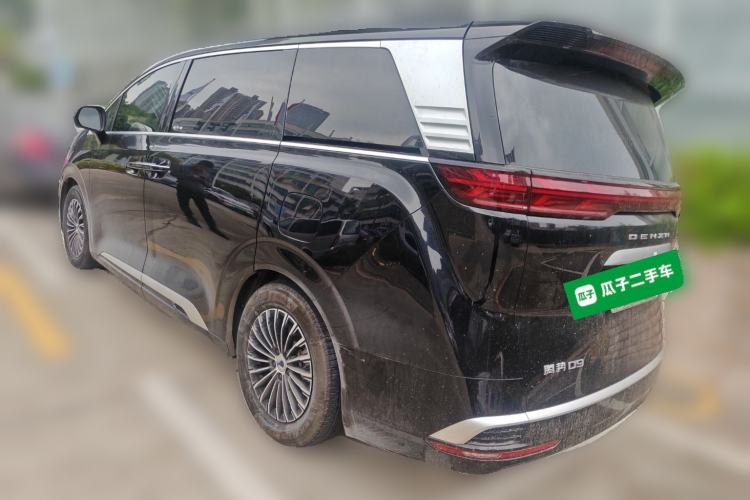 Used Denza D9 2024 DM-i 980 Four-Wheel Drive Prestige Model
