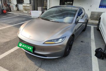 Used Tesla Model 3 2024 High-Performance All-Wheel-Drive Version