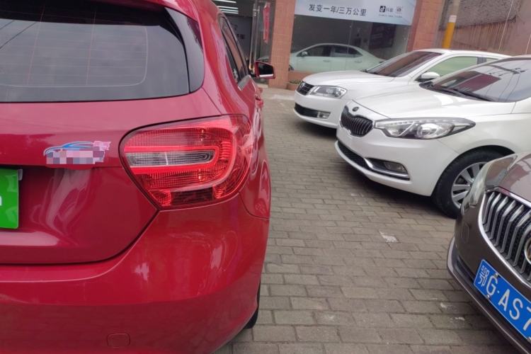 Used Mercedes-Benz A-Class 2015 A 180 Standard Model
