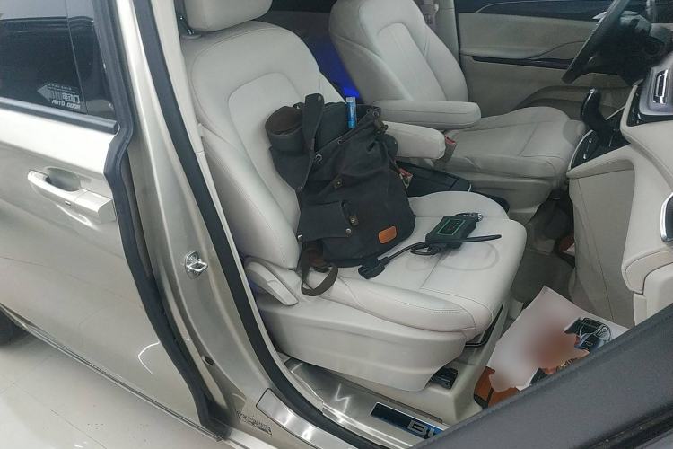 Used Buick GL8 2023 ES Lu Zun Comfort Model
