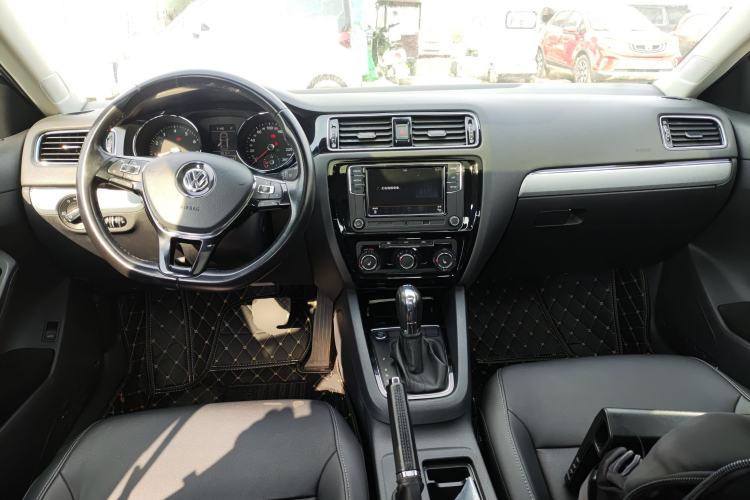 Used Volkswagen Sagitar 2018 180TSI DSG Prestige Edition
