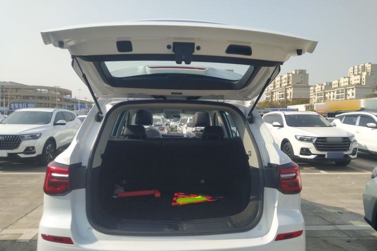 Used Roewe RX5 2025 PLUS 330TGI Automatic Trendsetting Smart Edition
