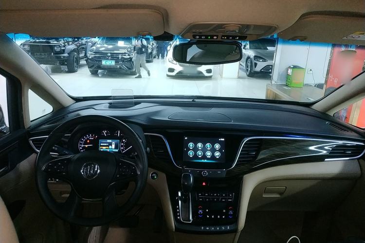 Used Buick GL8 2017 ES 28T Flagship Model China V Standard
