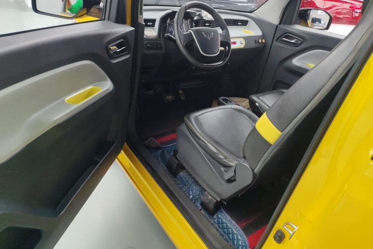 Used Wuling Hongguang MINIEV 2022 Macaron Premium Model – Lithium Iron Phosphate